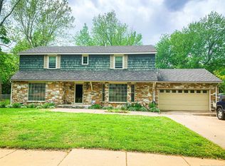 2308 Woodthrush Rd, Ponca City, OK 74604