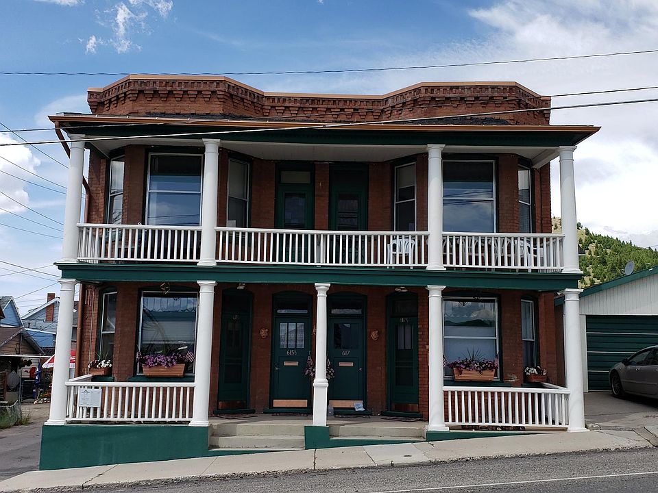 Front view of building.