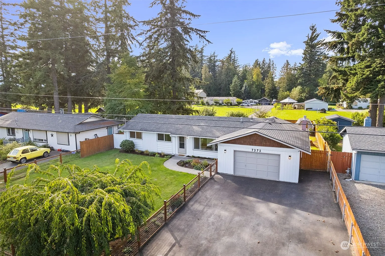 7373 Wiser Lane photo 1