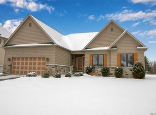 474 N Rockingham Way, Buffalo, NY 14228