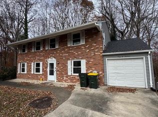 6200 Erman Ct, Burke, VA 22015