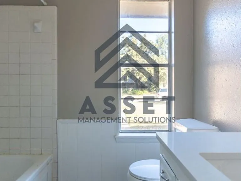 9316 NE Stardust Ln — Photo 26