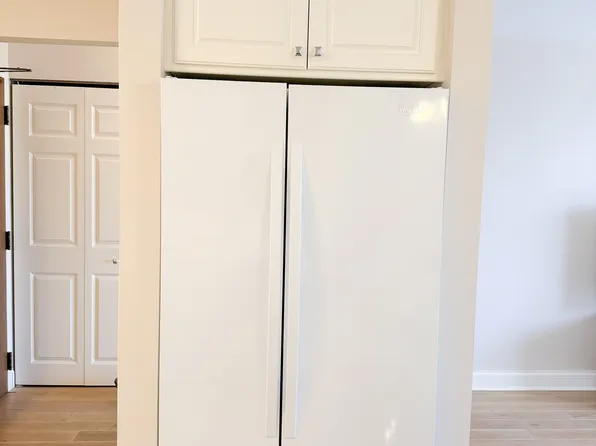 2601 Kenzie Ter, Saint Anthony, MN 55418