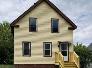 15 Brook St #B, Waterville, ME 04901