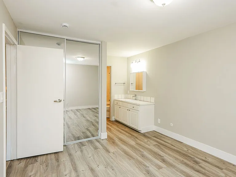1400 Creekside Apartments CDM — Photo 27
