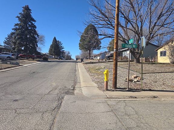 5th image of 217 S Valley Rd