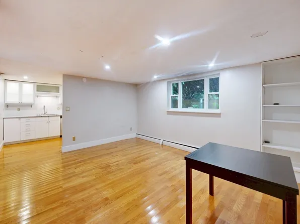 57 Colborne Rd APT B2, Brighton, MA 02135