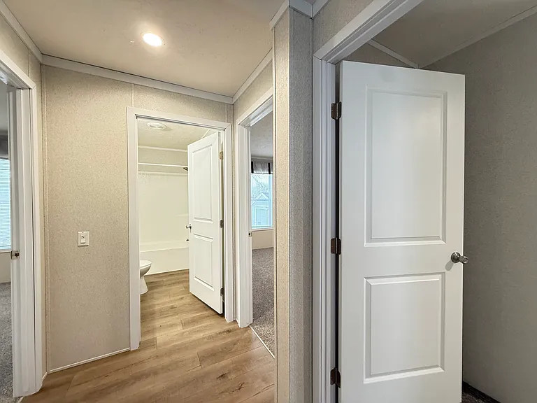 29800 Guilford Cir #253 — Photo 9