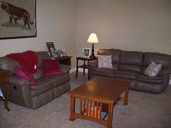3rd image of 146 Blair Dr