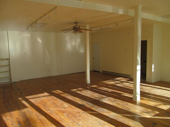 5th image of 69 E Main St #1