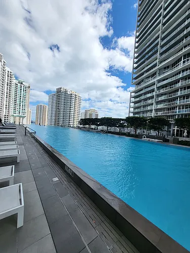 465 Brickell Ave Photo 1