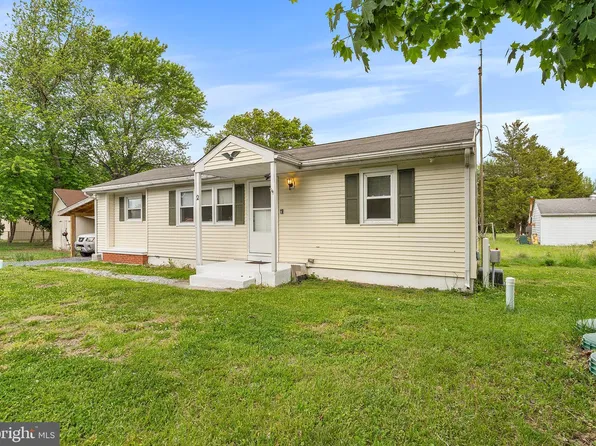 2 Stuart Dr, Salem, NJ 08079