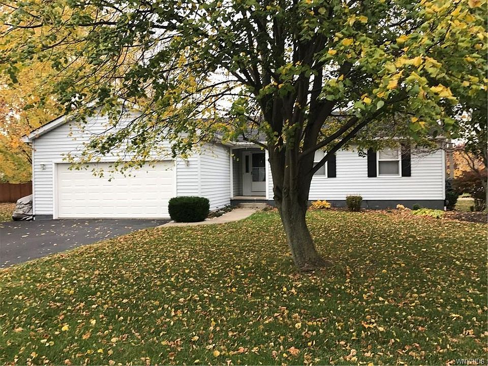 1st image of 61 Settlers Row