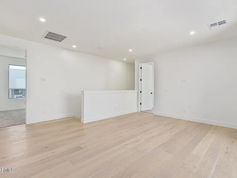 1625 E Lamar Rd #1 — Photo 10
