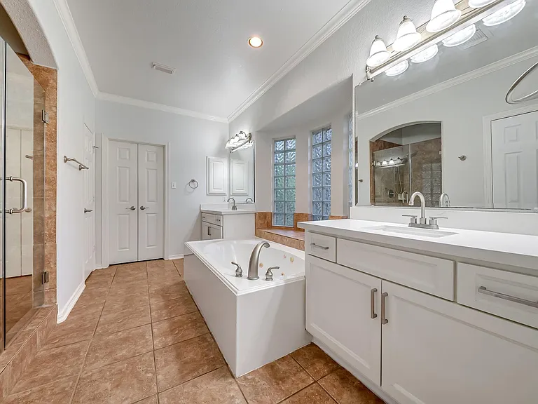 10311 Pitcataway Dr — Photo 15
