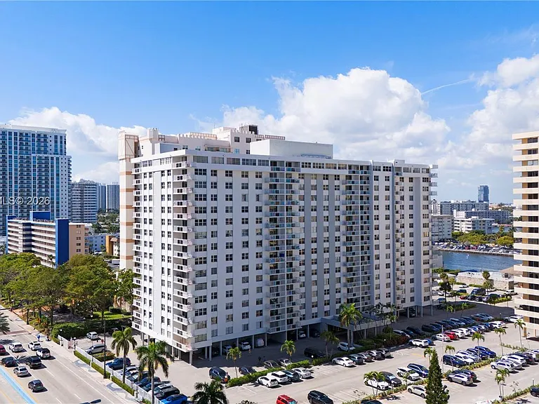 1849 S Ocean Dr #407 — Photo 45