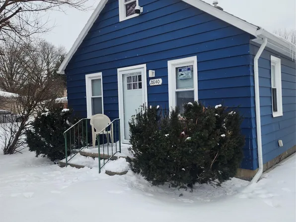 28140 Cole St, Roseville, MI 48066