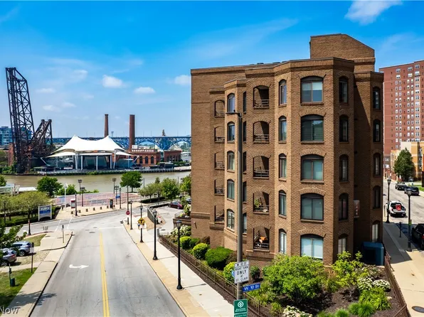 1444 W 10th St APT 606, Cleveland, OH 44113