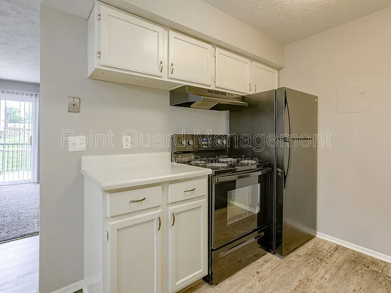 Brent Village — Photo 109