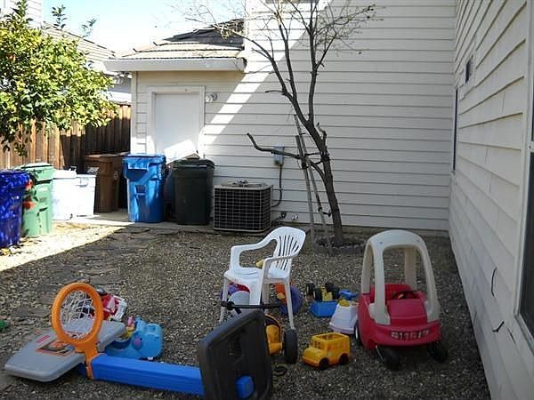 2nd image of 5124 Pioneer Way
