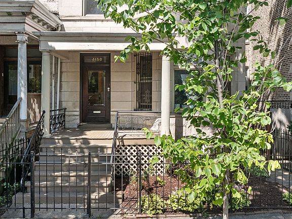 3rd image of 4150 N Ashland Ave