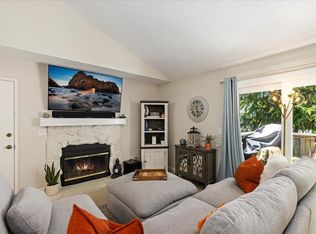 208 Compton Cir APT C, San Ramon, CA 94583