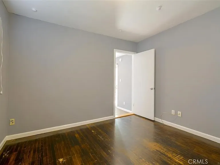 8512 Remmet Ave — Photo 25