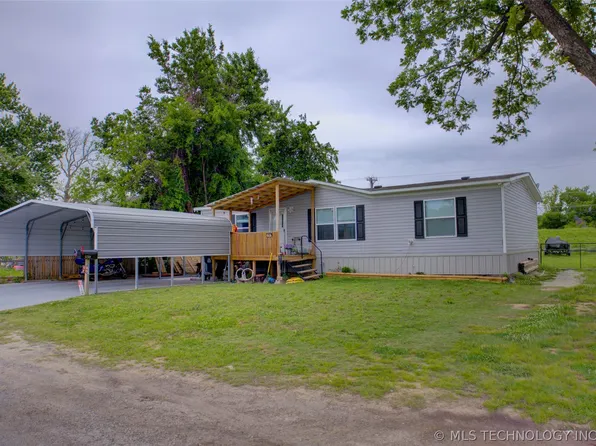 5769 W 1st St, Tulsa, OK 74127