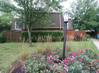 429 Darby Creek Rd APT B, Lexington, KY 40509