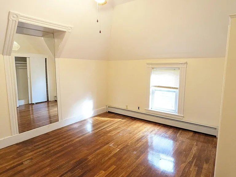 52 Quincy St #2 — Photo 4