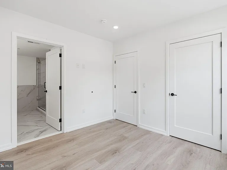 209 New St #5E — Photo 11