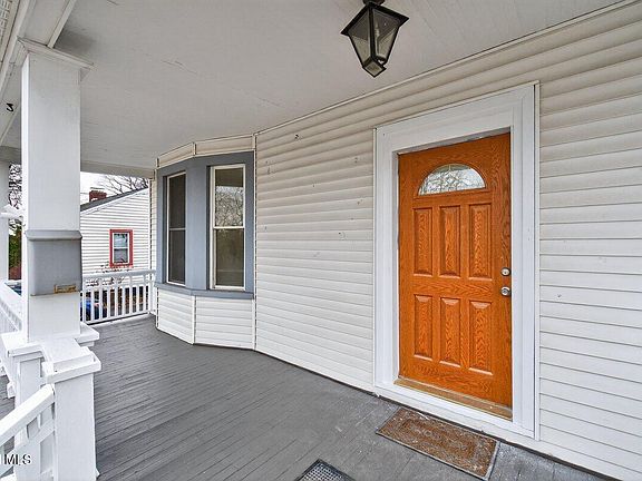 3rd image of 41 Mereline Avenue