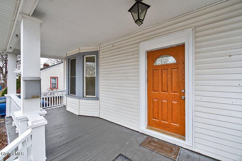 3rd image of 41 Mereline Avenue