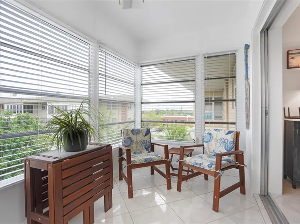 3051 NW 46th Avenue #407, Lauderdale Lakes, FL 33313