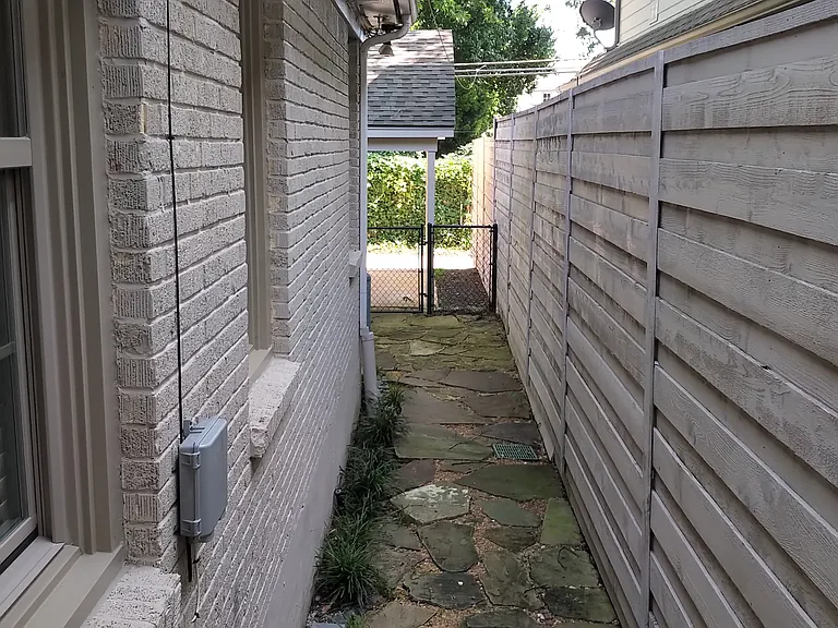 5612 Martel Ave — Photo 4