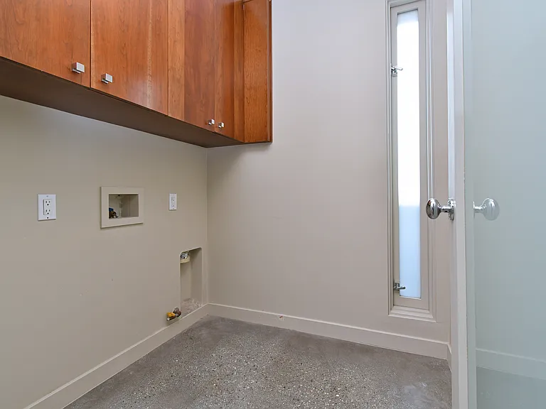 744 Marine St — Photo 38