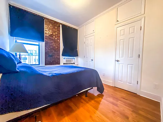 Rented by Voro New York | media 48