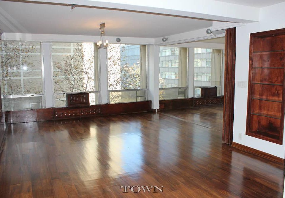 1st image of 343 E 30th St APT 4M
