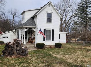 1913 N 3rd St, Logansport, IN 46947