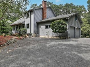 2025 Division Rd, East Greenwich, RI 02818