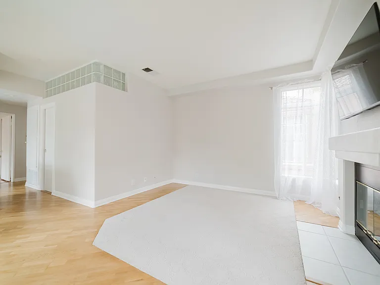 3547 Cameo Dr #31 — Photo 9