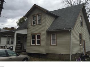 319 Forest Hill Dr, Youngstown, OH