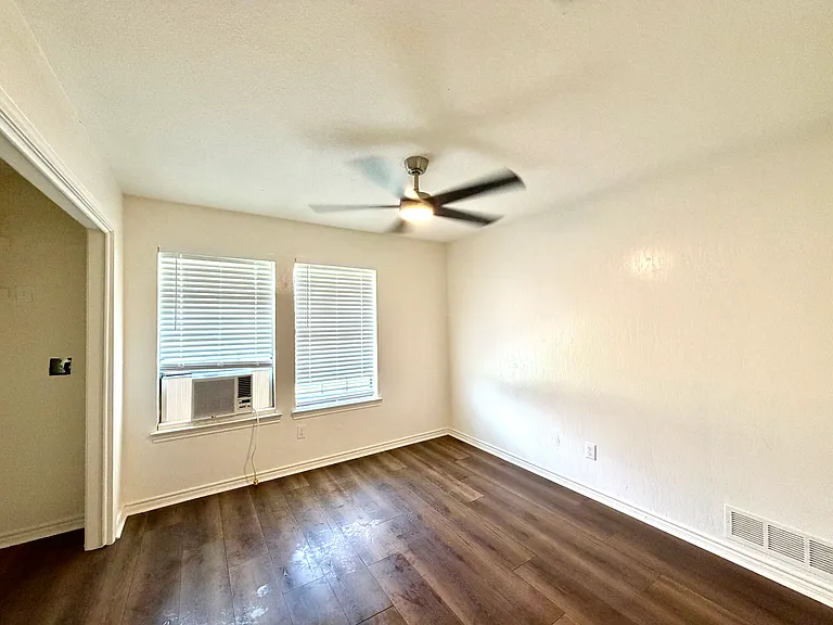 4827 State Highway 276 — Photo 18