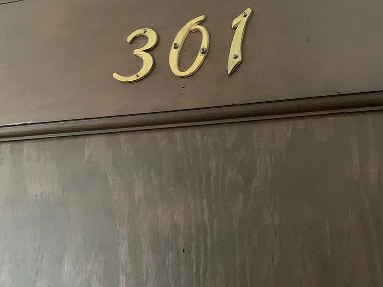 2555 Virginia St #301 — Photo 10