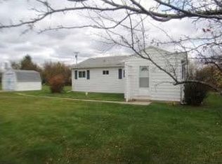 5093 Sleight Rd, Bath, MI 48808