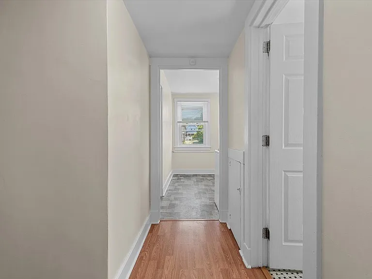 Apt Entry