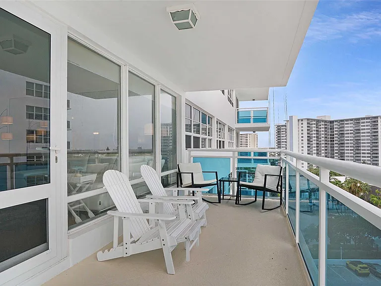 3430 Galt Ocean Dr #802 — Photo 35