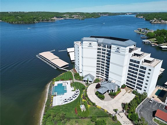 2nd image of 166 Captiva Dr #3B