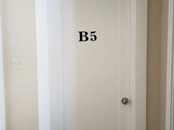 Old Town Orange Student Housing, 454 S Glassell St #B5, Orange, CA 92866