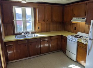 64 Lauder Ave, Pawtucket, RI 02860